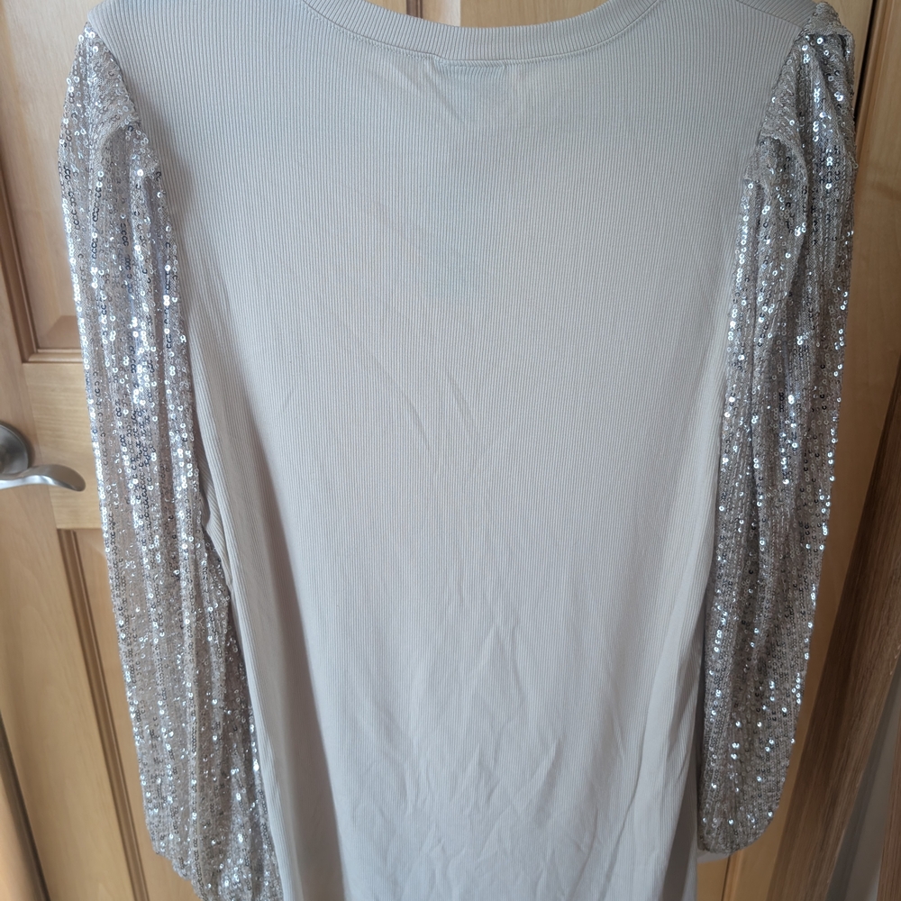 Torrid Cream Sequin Sleeve Blouse - Picture 8 of 11